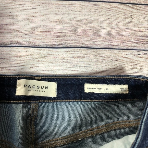 PacSun High Rise Denim Short Size 25 - Picture 2 of 5
